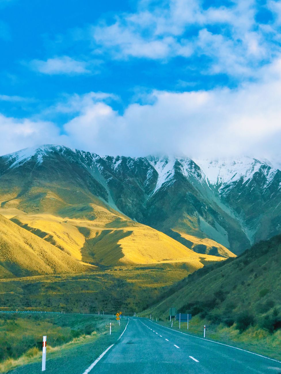 South Island road trip highway through mountains